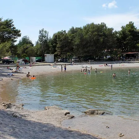 Apartments And Rooms With Parking Space Krk - 3231 Pensionat Vrh (Krk)
