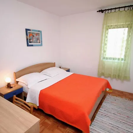 Gæstehus And With Parking Space Krk - 3231 Vrh (Krk)