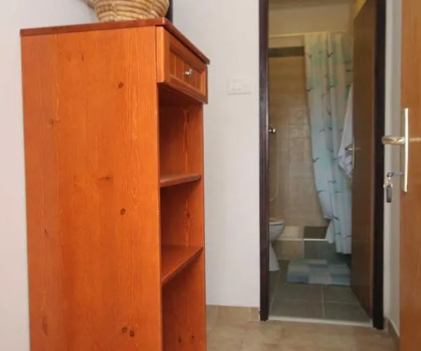 Apartments And Rooms With Parking Space Krk - 3231 Pensionat Vrh (Krk)